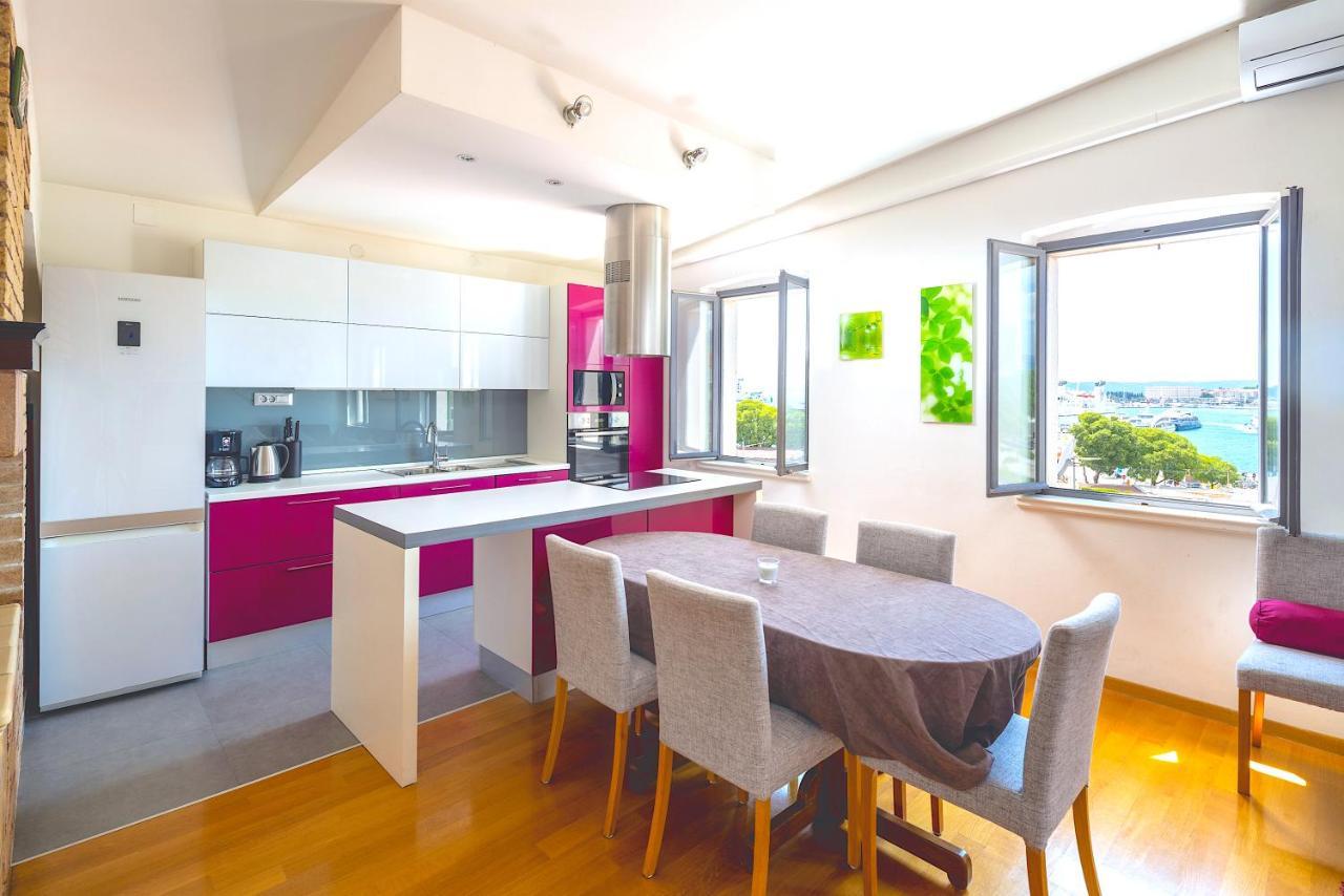 Luxury Apartment Olavia Rooftop Terrace & Seaview Сплит Екстериор снимка