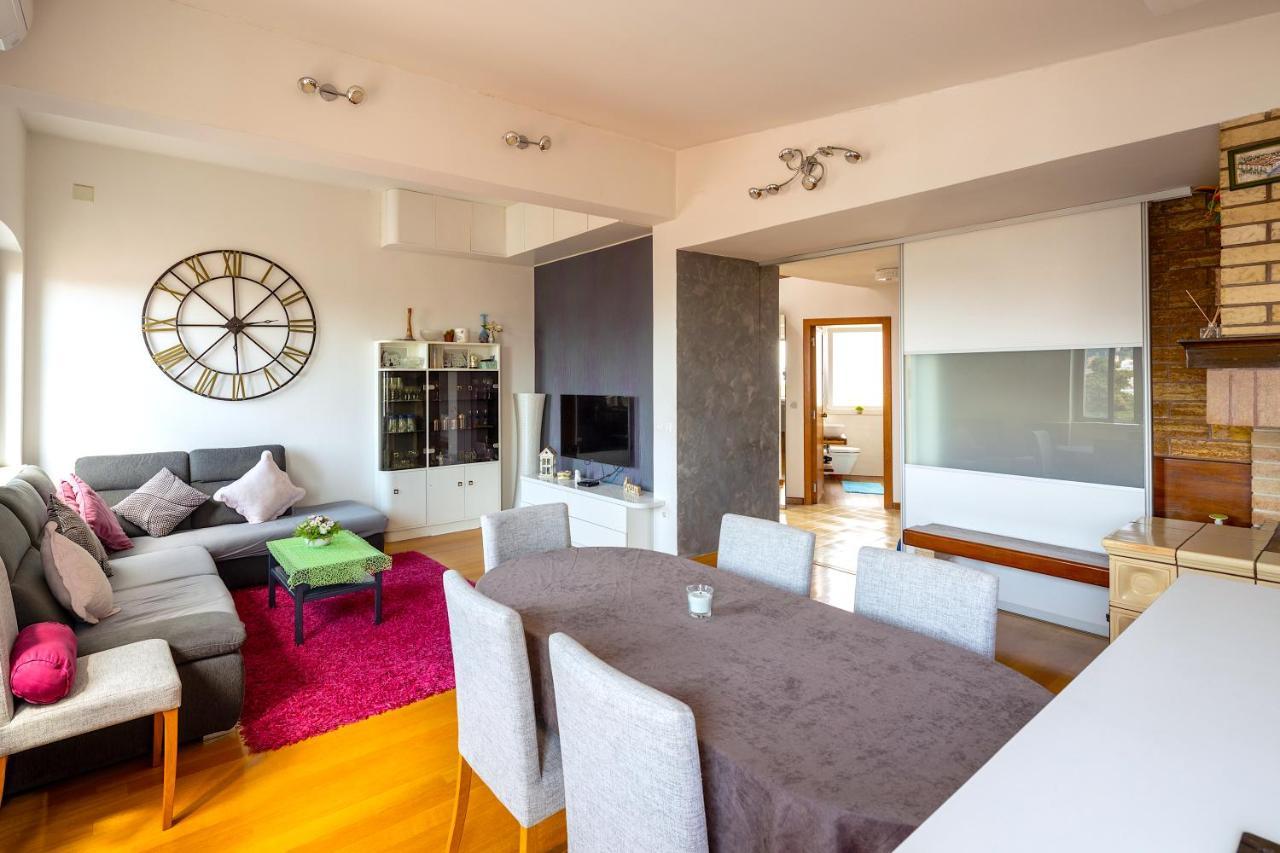 Luxury Apartment Olavia Rooftop Terrace & Seaview Сплит Екстериор снимка