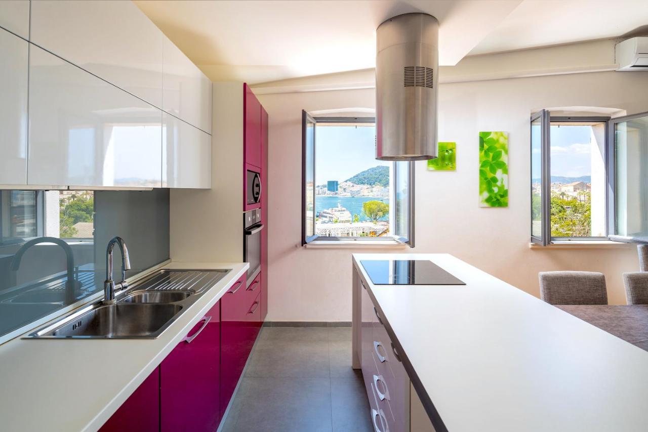 Luxury Apartment Olavia Rooftop Terrace & Seaview Сплит Екстериор снимка