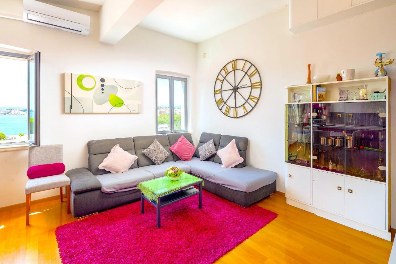 Luxury Apartment Olavia Rooftop Terrace & Seaview Сплит Екстериор снимка