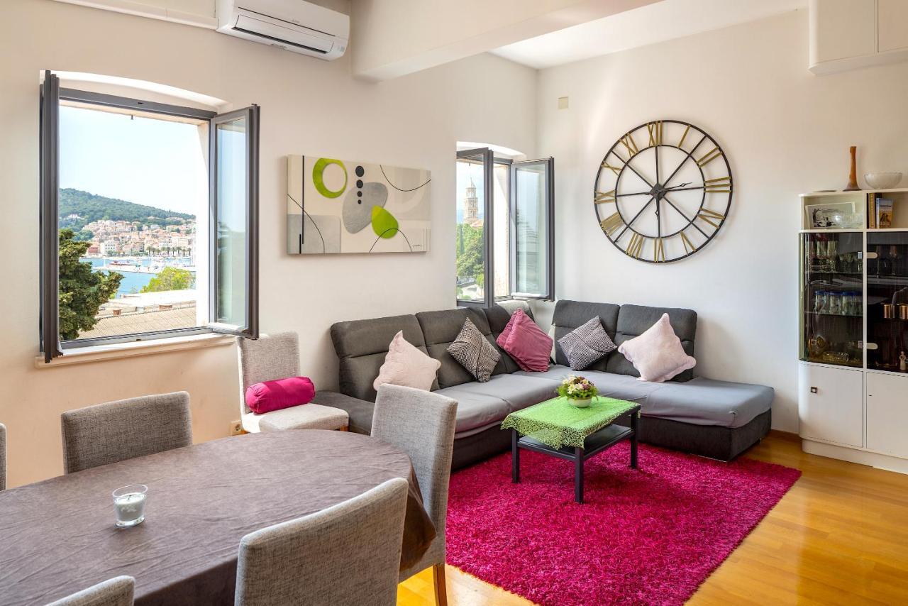 Luxury Apartment Olavia Rooftop Terrace & Seaview Сплит Екстериор снимка
